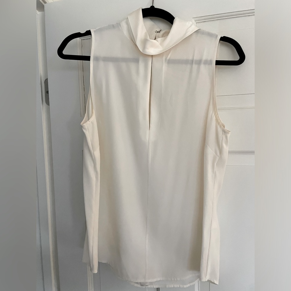 Frame Women’s silk blouse.